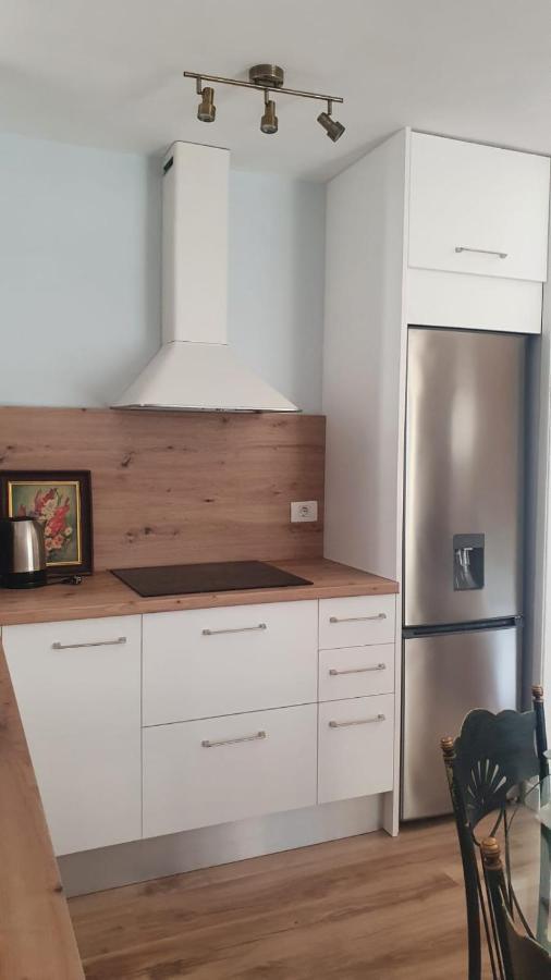 Apartamento Con Jardin Y Piscina *