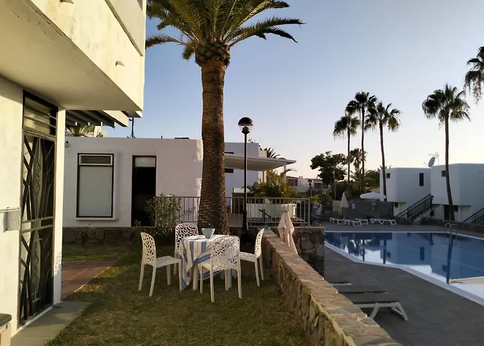 Apartamento Con Jardin Y Piscina