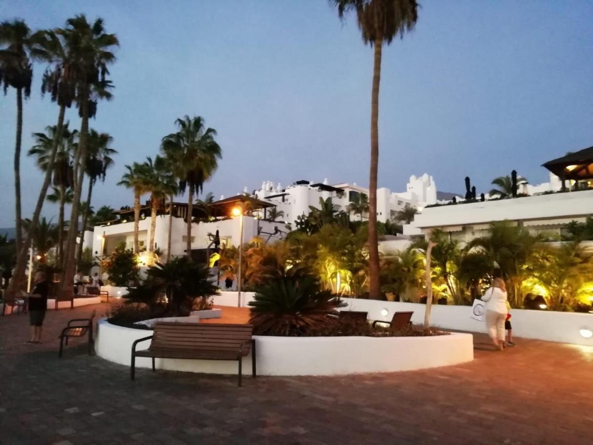 Apartment Con Jardin Y Piscina